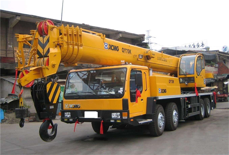 红河县吊车出租选择重点